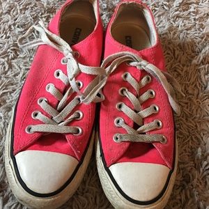 Bright pink All Star low top Converse